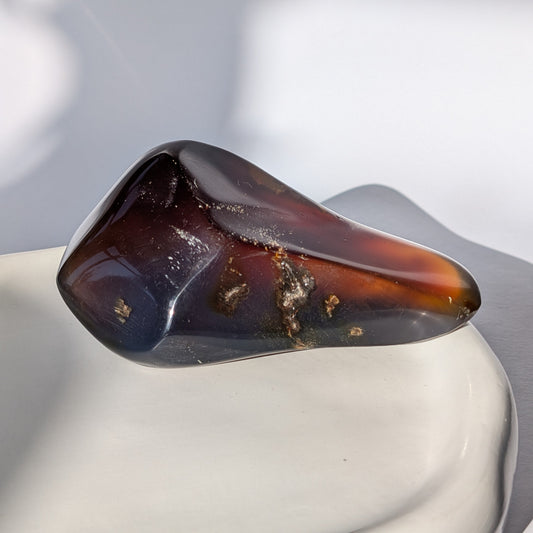 Bernstein Unikat "Herz des Drachen" | Schutz & Leidenschaft (105g)