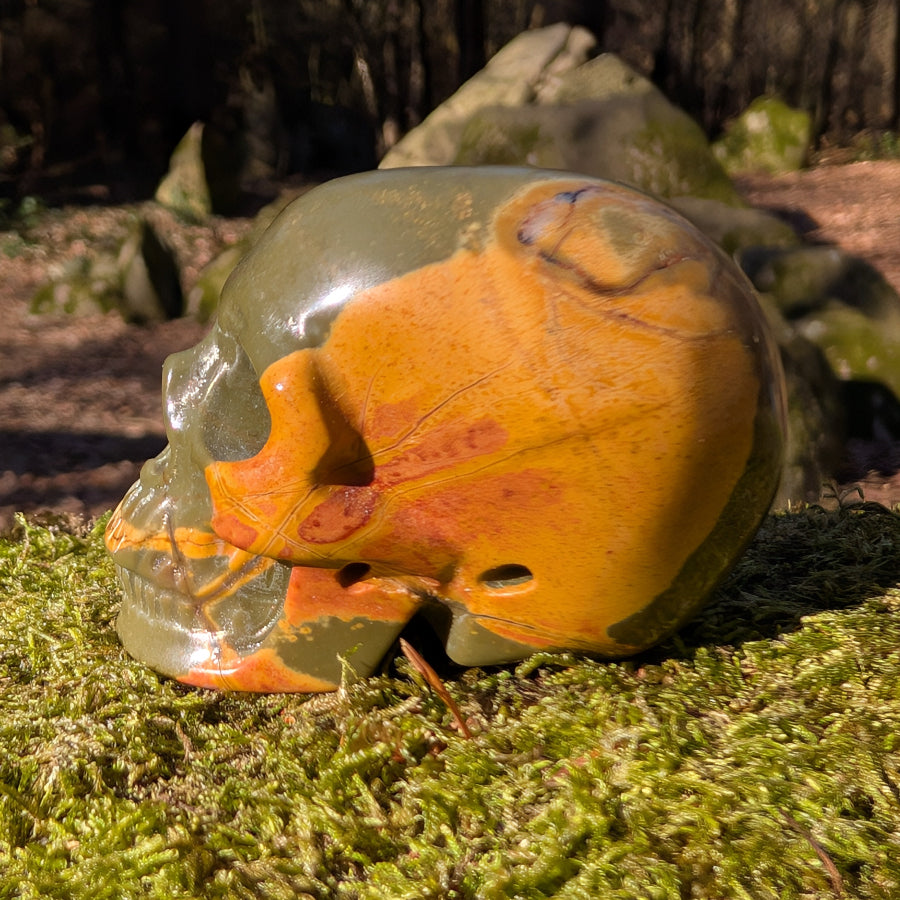 Jade & Jaspis Kristallschädel – Harmonie & Erdung im Einklang