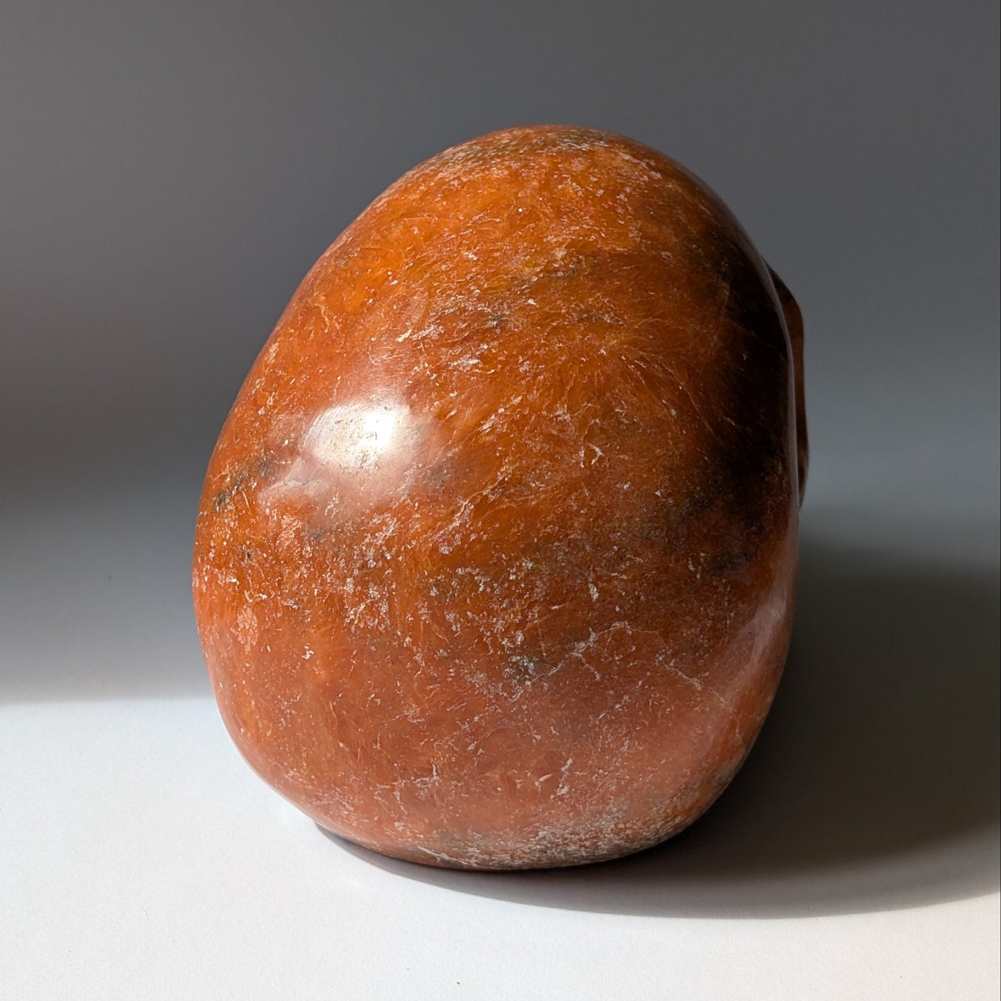 Kristallschädel "Sonnenschein-Gigant" Orangencalcit (3,62kg)