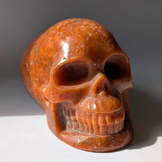 Kristallschädel "Sonnenschein-Gigant" Orangencalcit (3,62kg)