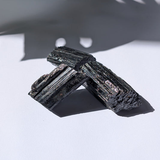 Rohe Schwarze Turmalin-Kathedrale