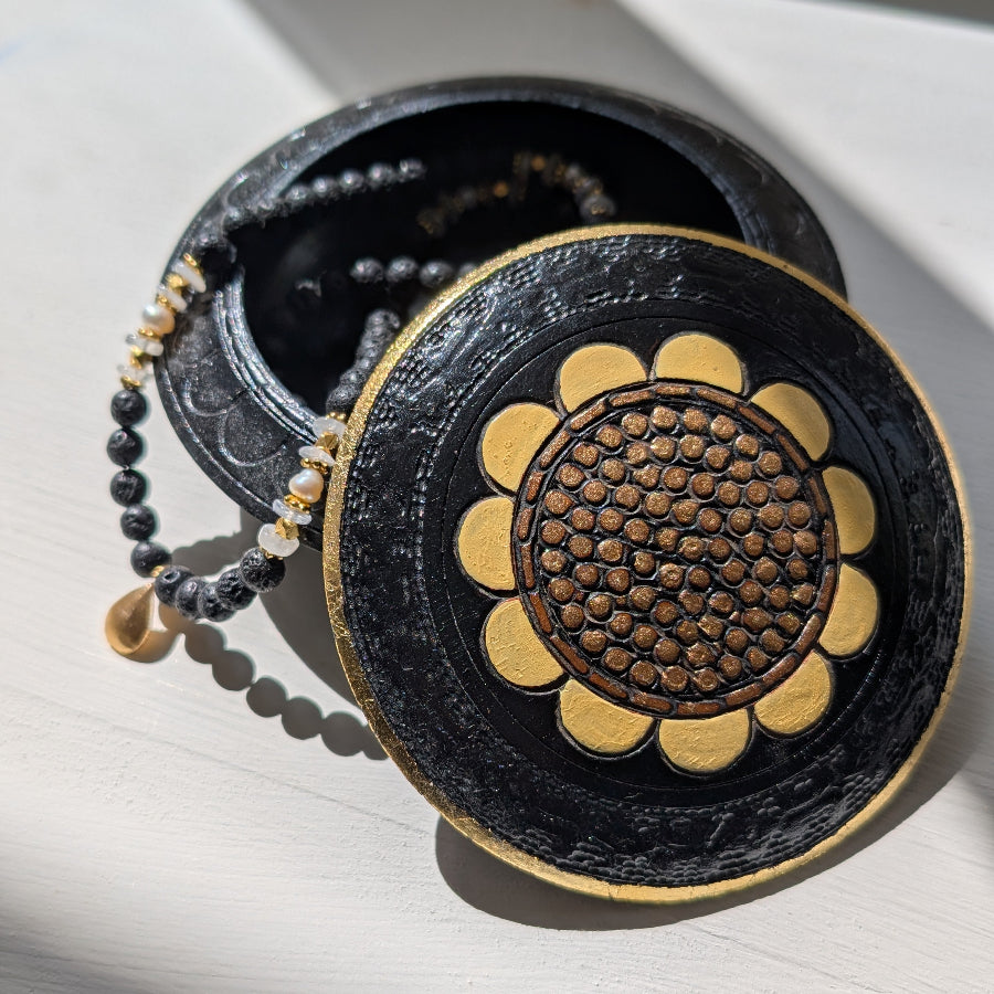Schmuckdose "Sunflower" | Unikat mit Blattgold