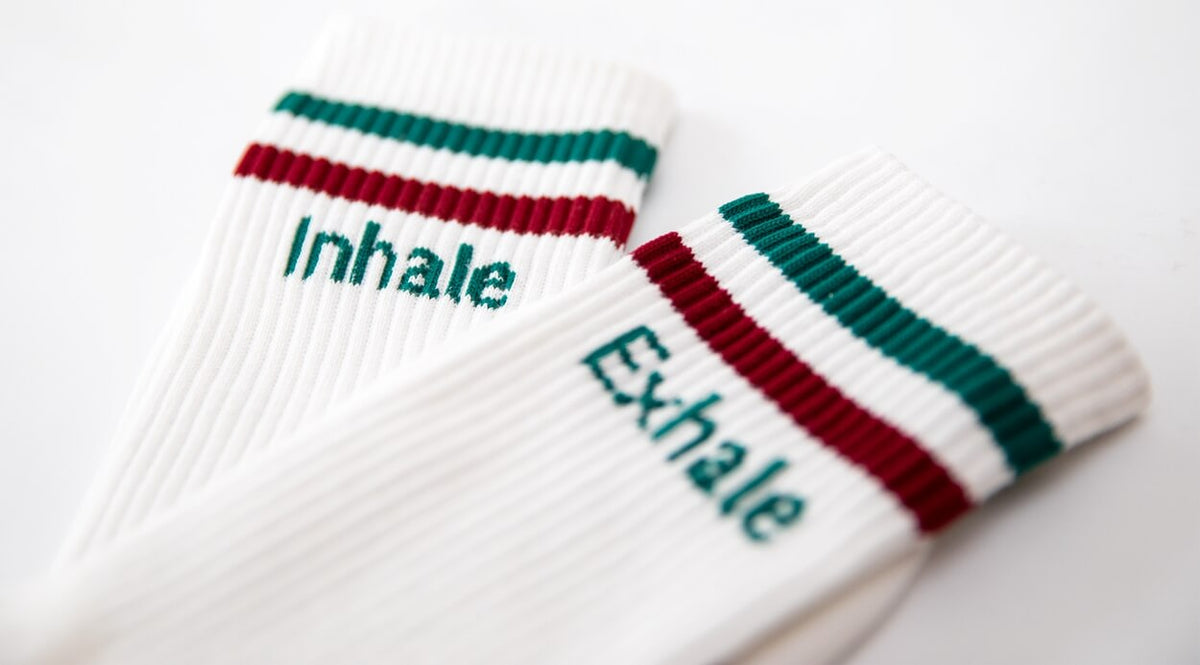 Yoga-Socken Inhale Exhale Purple & Namasté | Bio-Baumwolle, 3 Farbvarianten