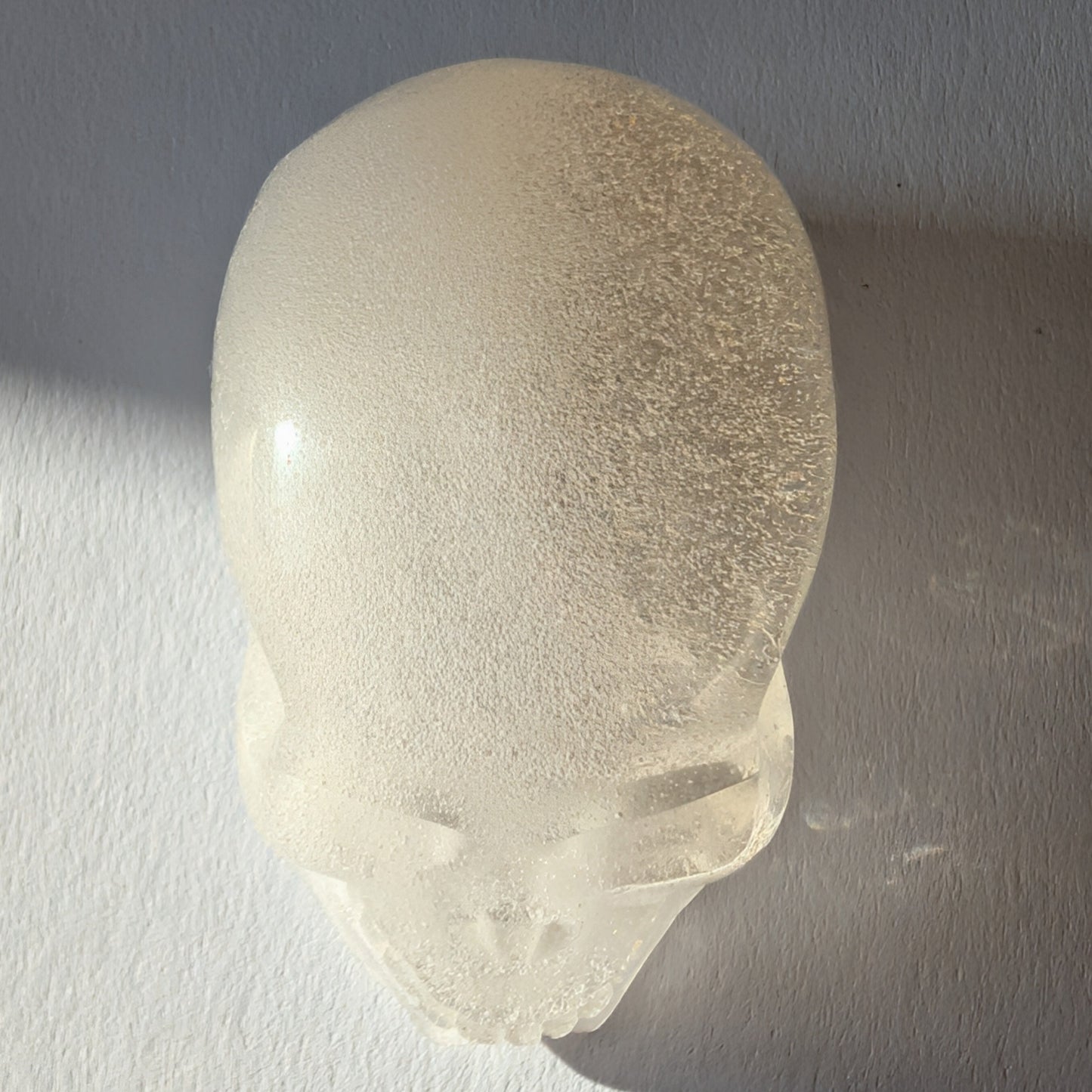 Weißer Kristallschädel Lampedusa Milchquarz 115g
