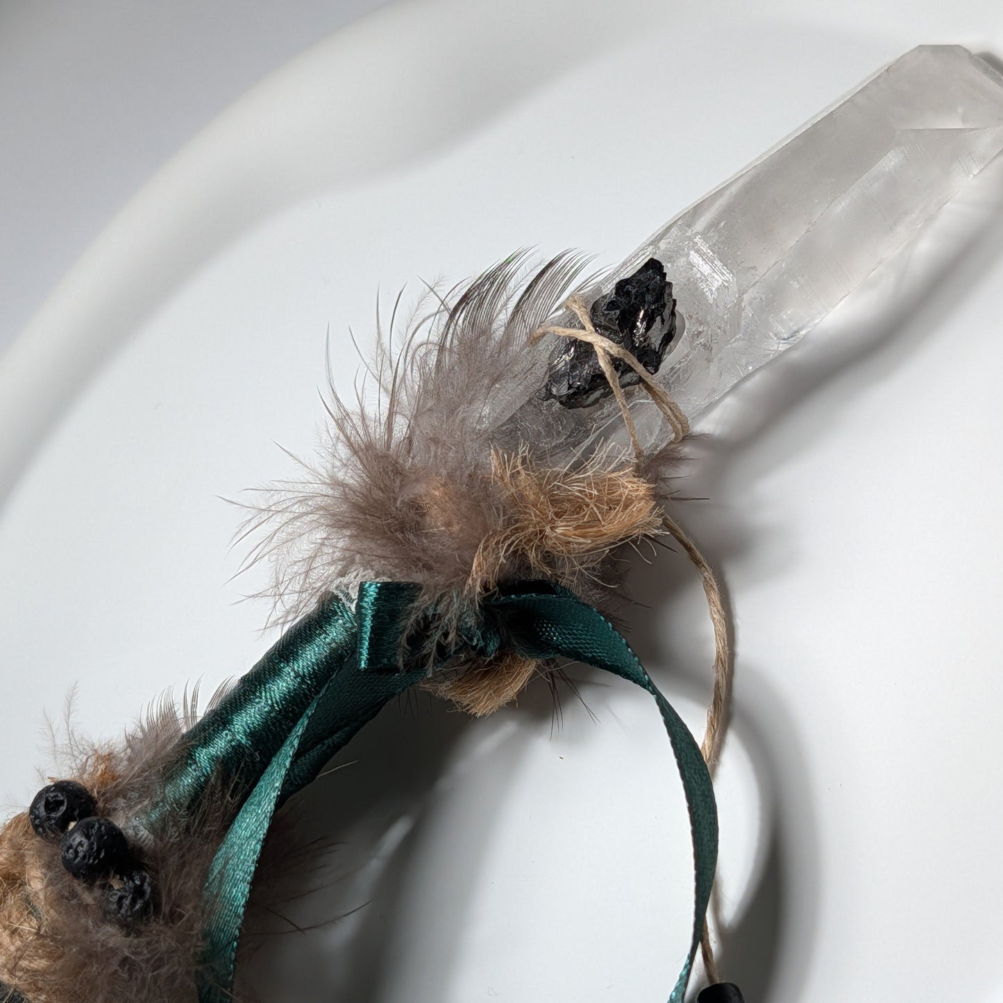 Zauberstab mit Bergkristall & Kyanit | Handgefertigt & Geweiht