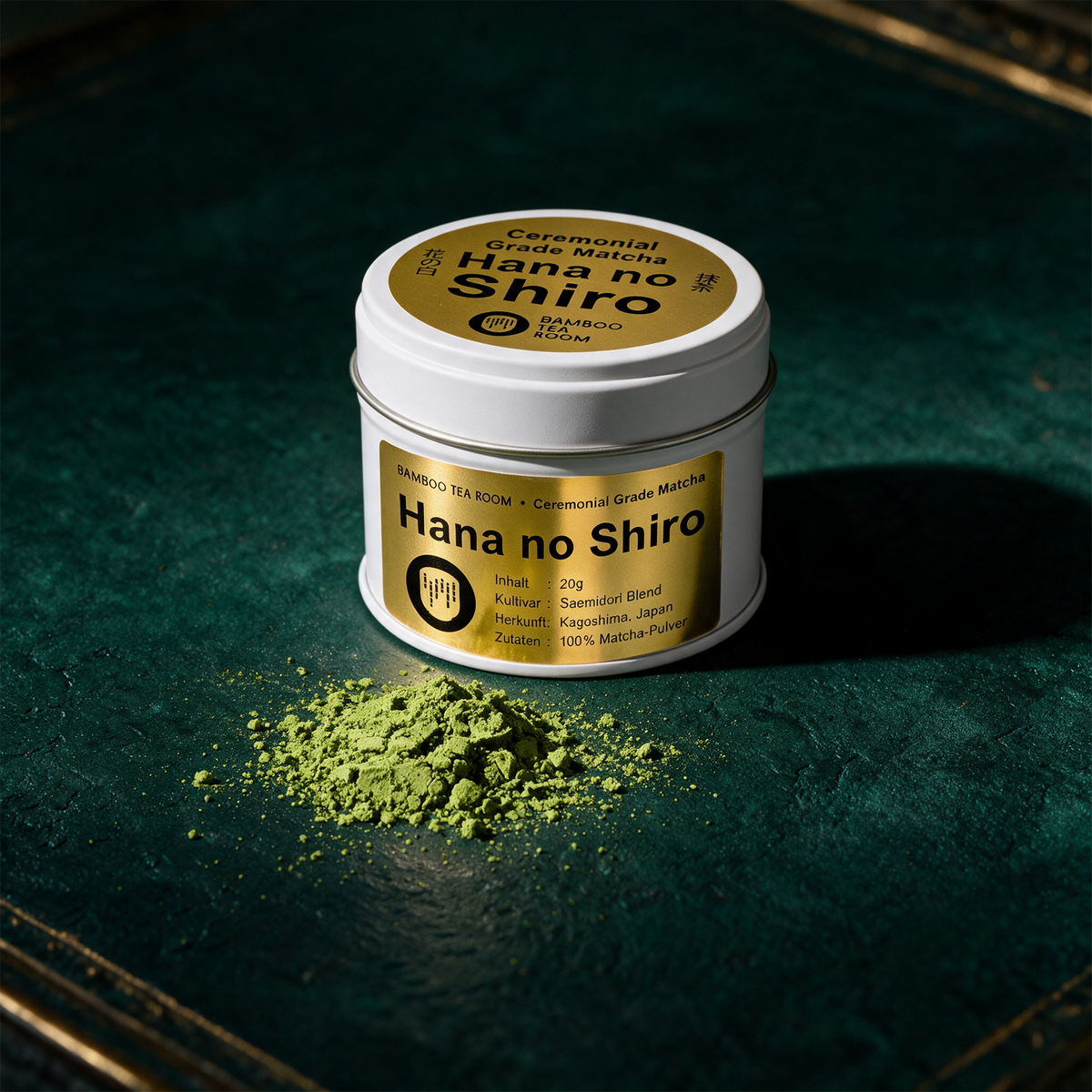 Matcha Hana no Shiro | Zeremonieller Matcha aus Kagoshima – Anwendung vor tiefem Smaragdgrün