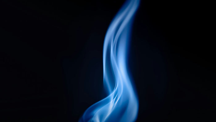 Blaue Ritualkerze: Magie für Heilung & klare Kommunikation (Anleitung) – spirituelle Bedeutung & Wissen | Temple of Desire