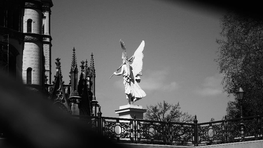 Engel: Esoterische Einführung – Wer sind sie wirklich? – spirituelle Bedeutung & Wissen | Temple of Desire