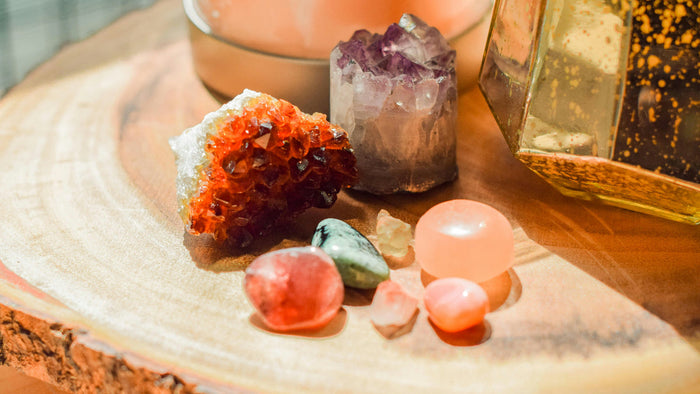 Heiligen Altar einrichten: Anleitung für deinen spirituellen Kraftort – spirituelle Bedeutung & Wissen | Temple of Desire