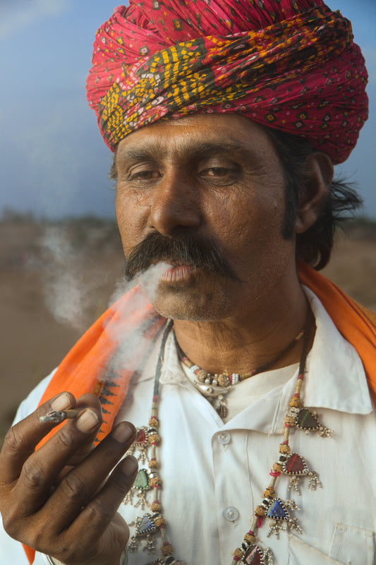 Schamanische Reisen: Die Rolle von Fliegenpilz, Cannabis & Co.