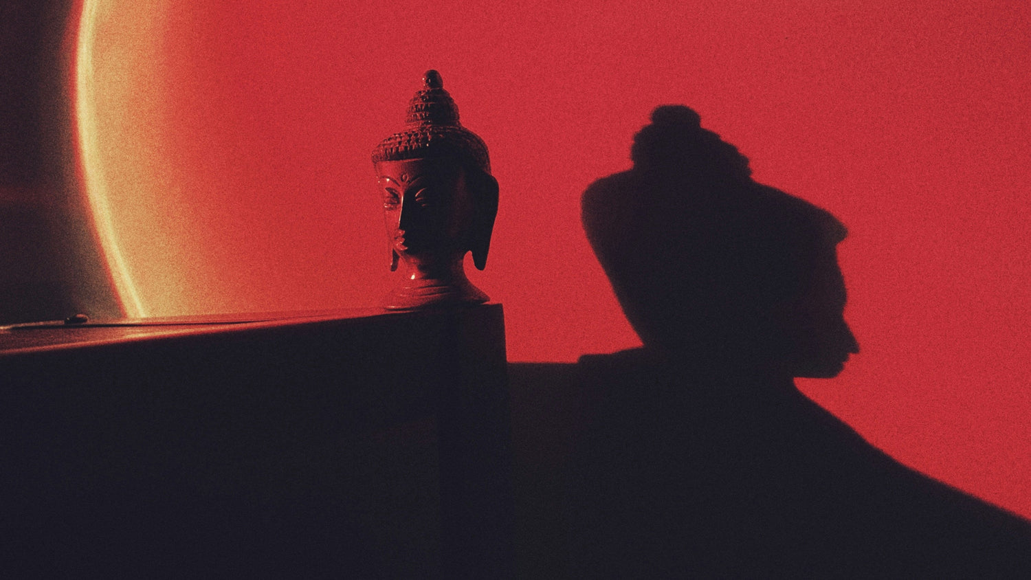 Achtsamkeit & Energiearbeit:  Dein Energiefeld stärken – spirituelle Bedeutung & Wissen | Temple of Desire