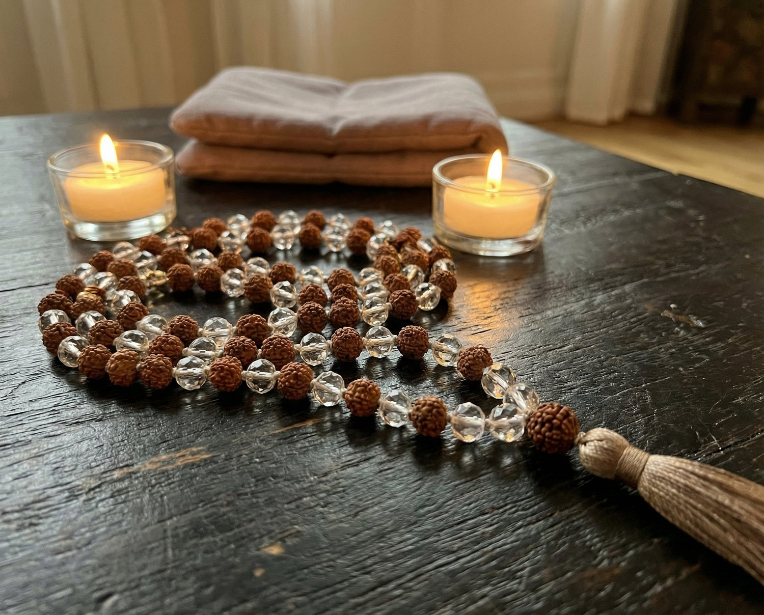 Mala Kette Bedeutung: 108 Perlen für Meditation & Mantra