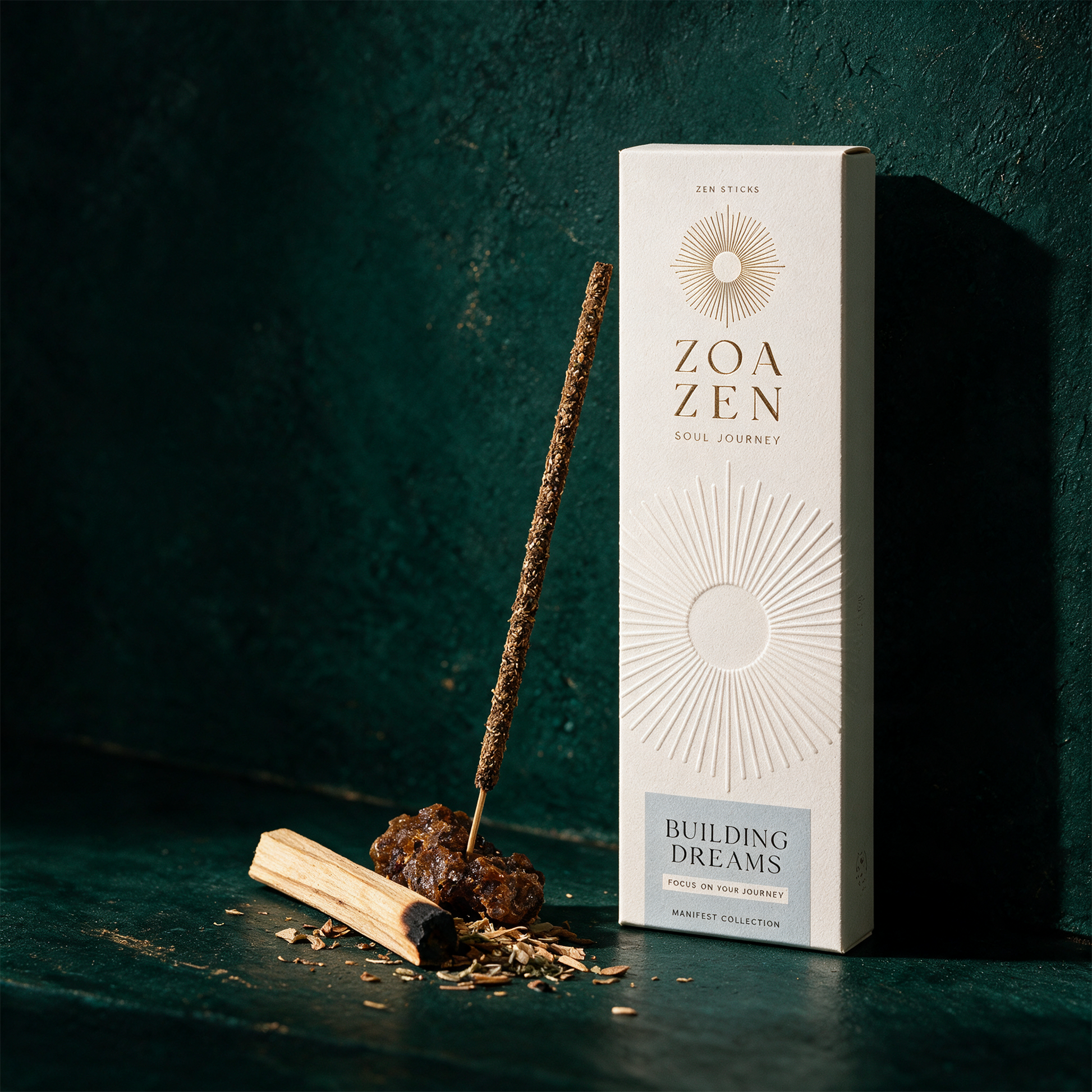Building Dreams Zen Sticks | Palo Santo RÃ¤ucherstÃ¤bchen von ZoaZen â€“ Material- und Setansicht vor tiefem SmaragdgrÃ¼n