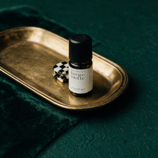 Bergamotte Ã–l 5ml | 100% Ã¤therisches Ã–l aus Italien â€“ alternative Produktansicht vor tiefem SmaragdgrÃ¼n