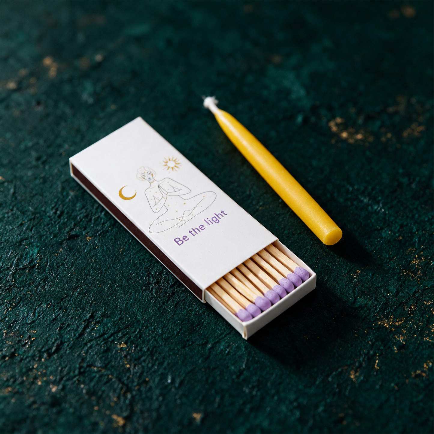 20 Minuten fÃ¼r Dich: Restore & Recharge | Ritual-Set â€“ Detailansicht vor tiefem SmaragdgrÃ¼n