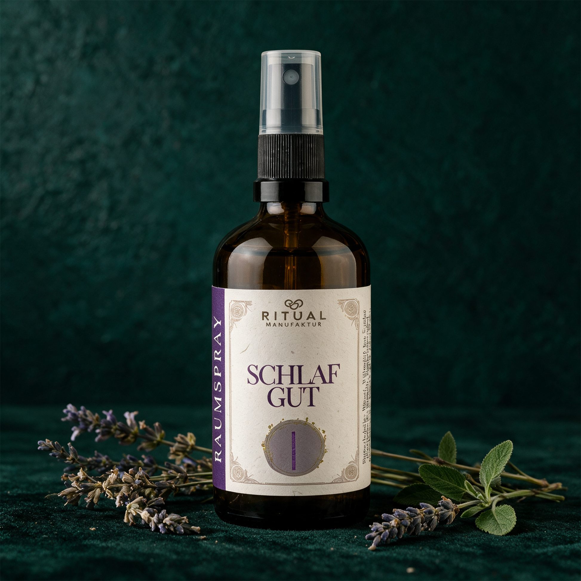 Anwendung des Schlaf gut Energiesprays als Raumspray im Abendritual