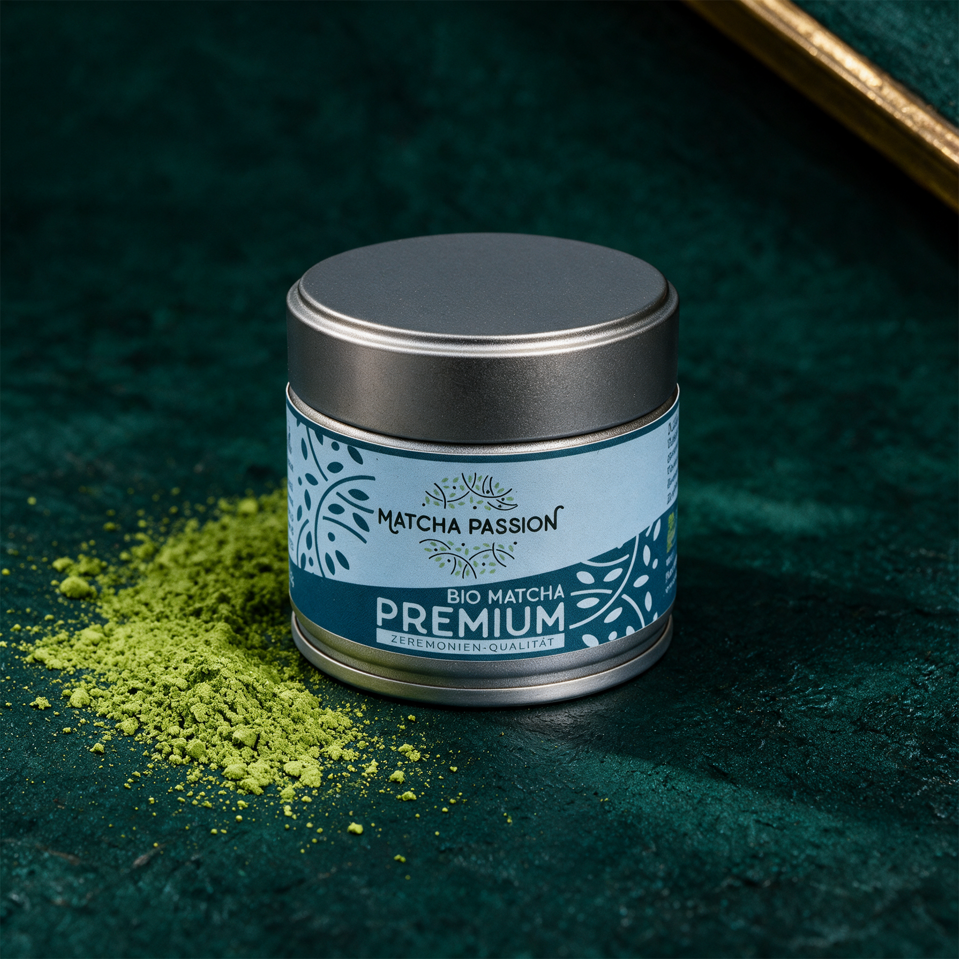 Bio Matcha Premium in der Anwendung mit Matchaschale