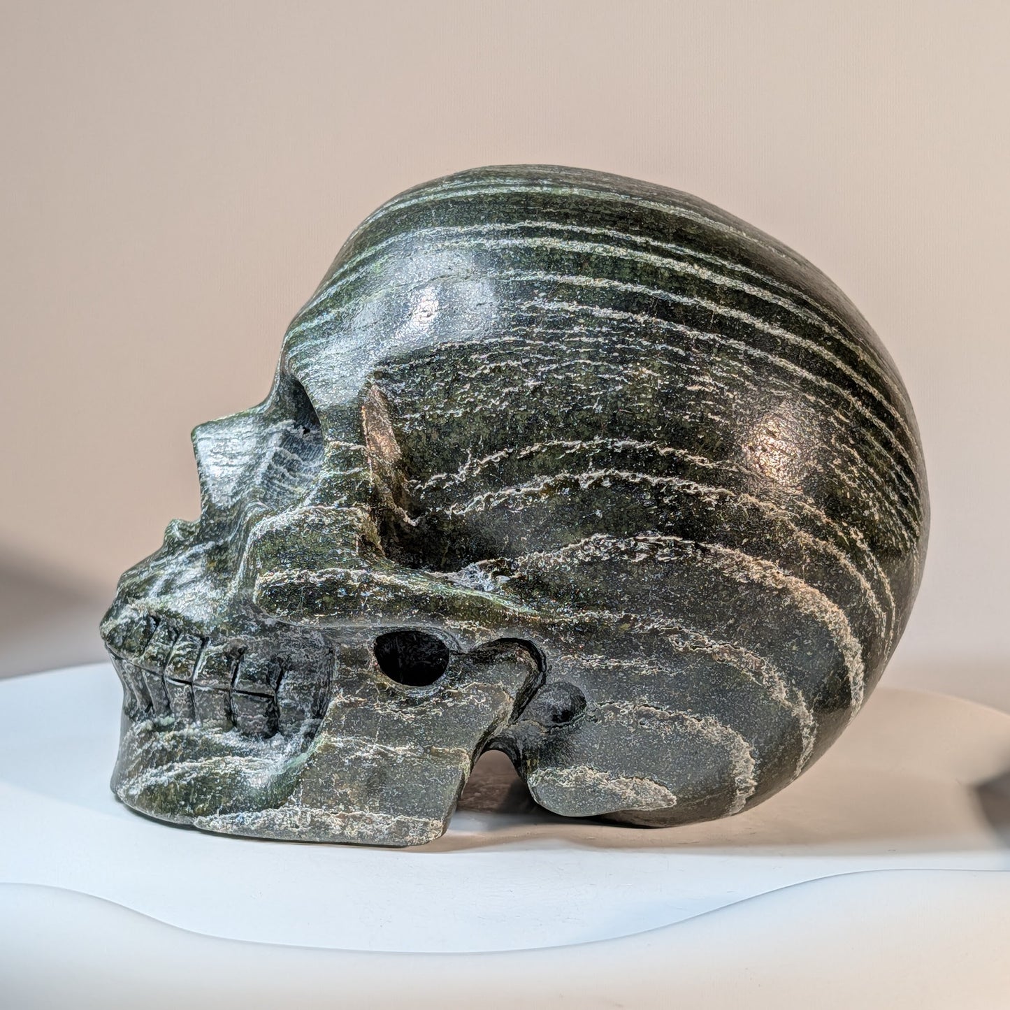 Kristallschädel Flann Serpentin 1330g