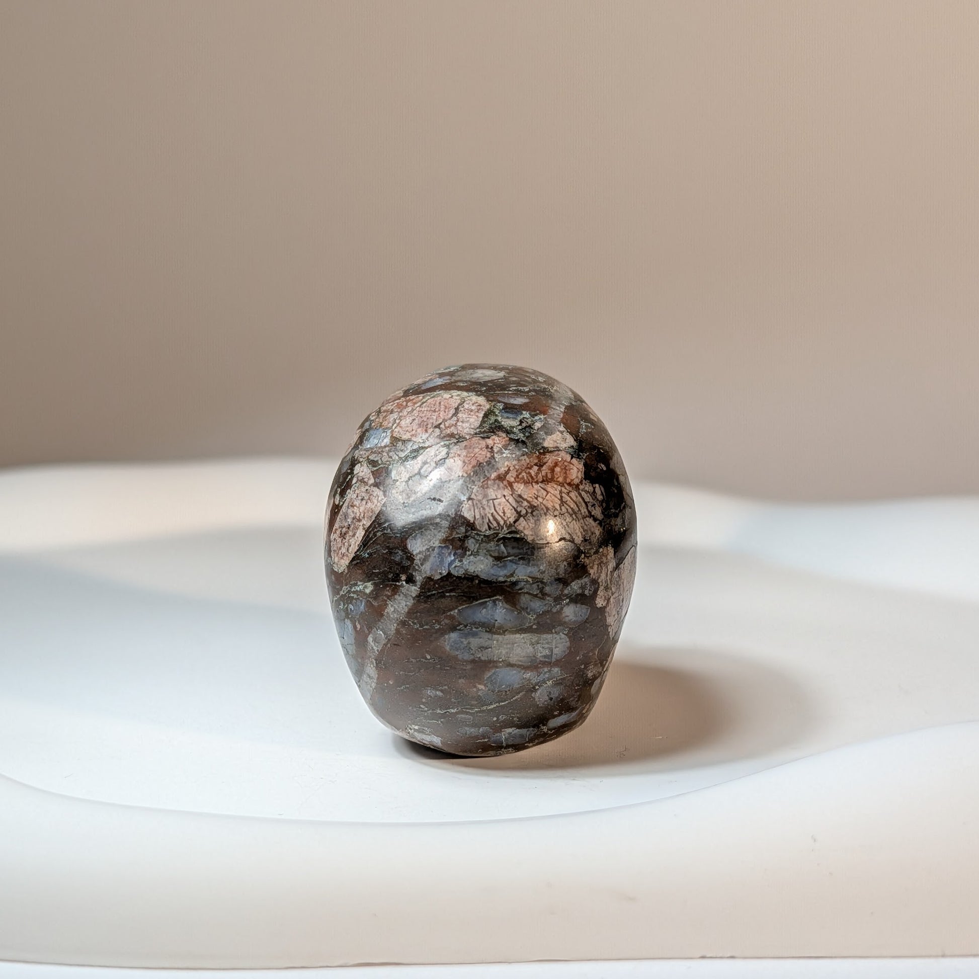 Kristallschädel Vintus aus Obsidian, 82g