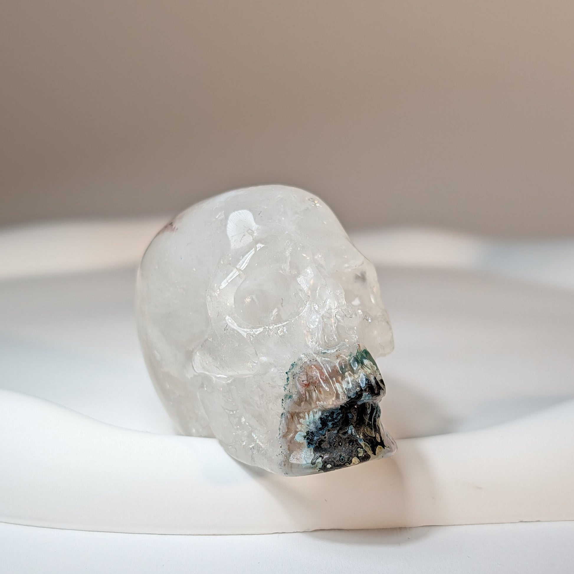 Kristallschädel Gabar aus Jadeit, 82g