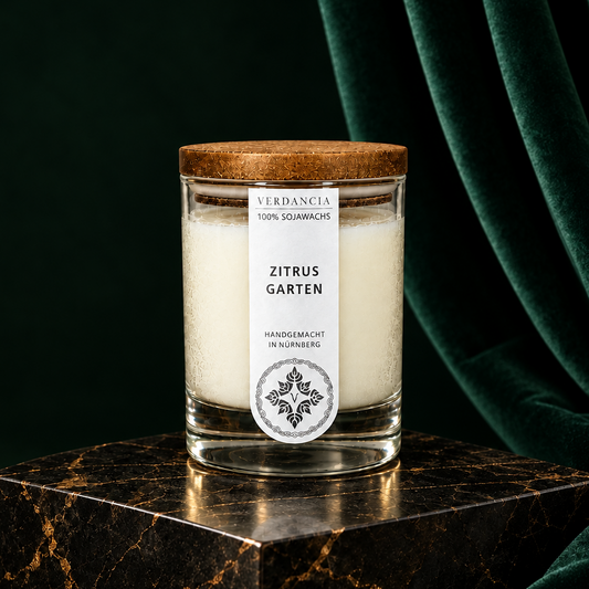 Zitrusgarten Duftkerze von Verdancia aus Sojawachs mit Limette, Mandarine und Basilikum, Produktansicht