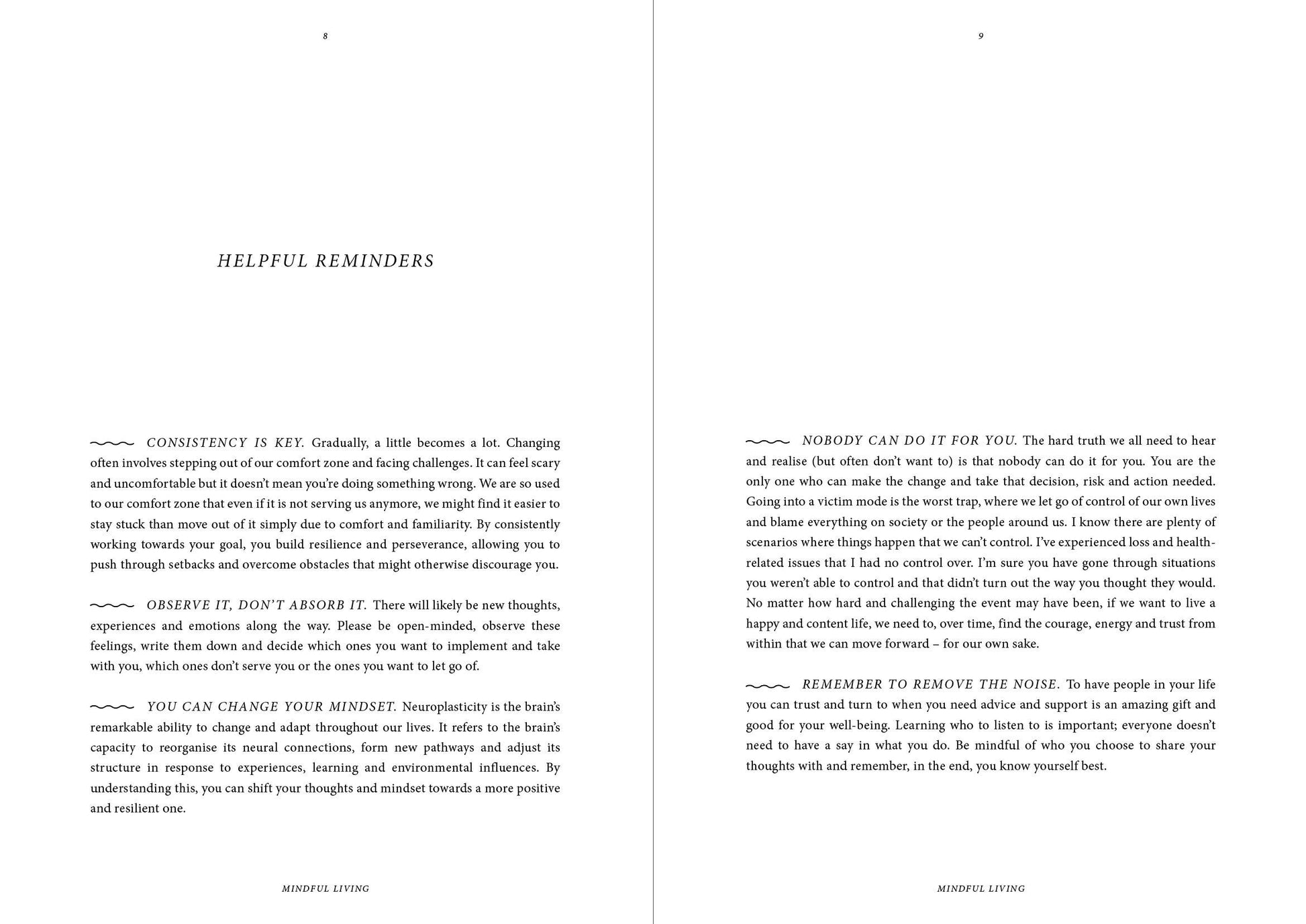 Innenseite des Mindful Living Journals mit Reflexionsfragen
