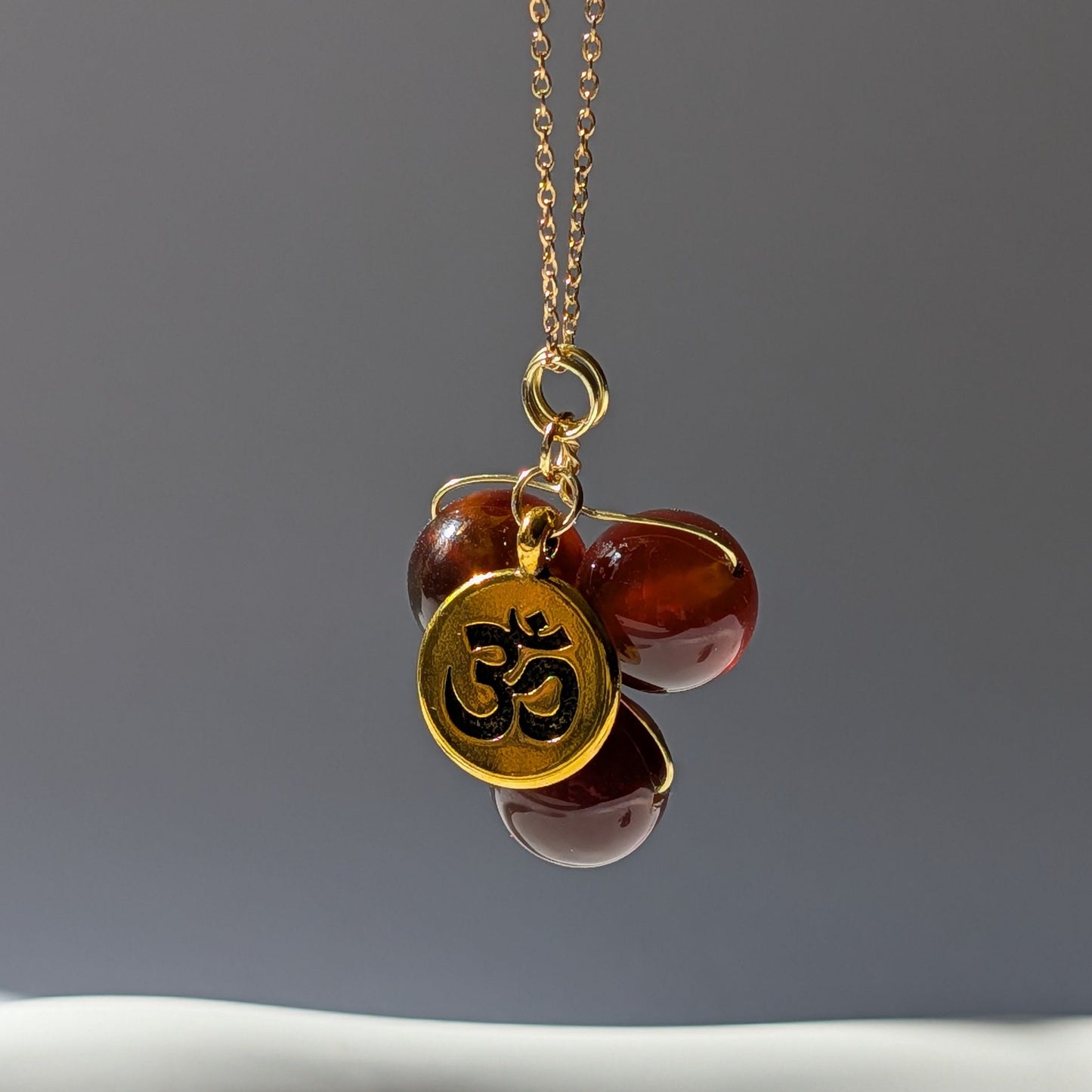 Karibische Bernstein Halskette mit spirituellem Anhänger