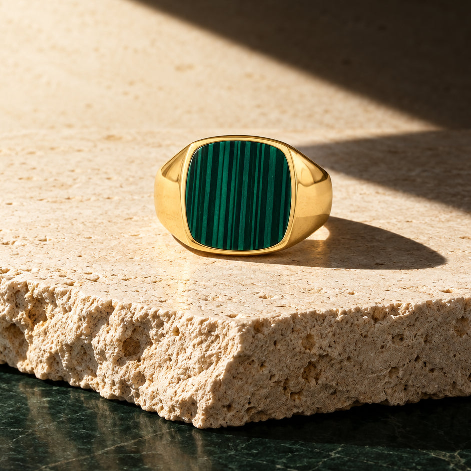 Akitsune Opul Ring Gold-Grün, Detailansicht