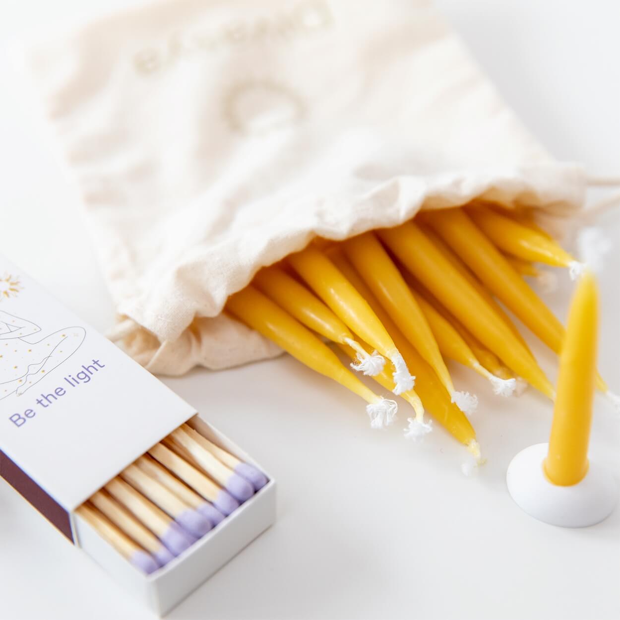 Brennende Ritualkerze des Anti-Stress Sets