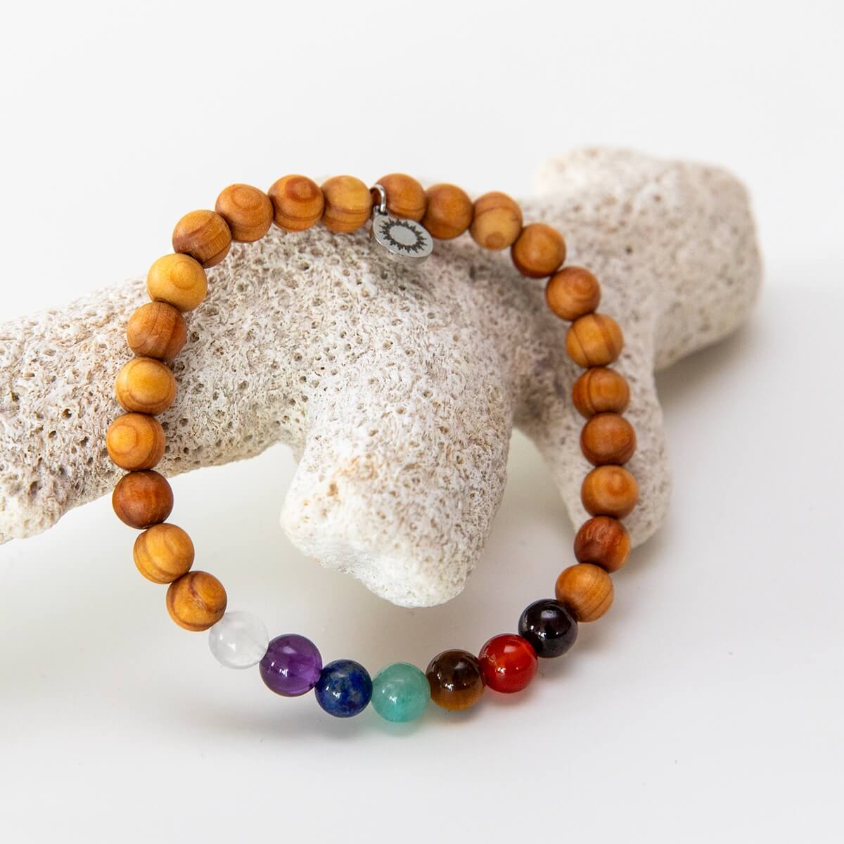 Chakra-Edelstein-Armband als spirituelle Geschenkidee