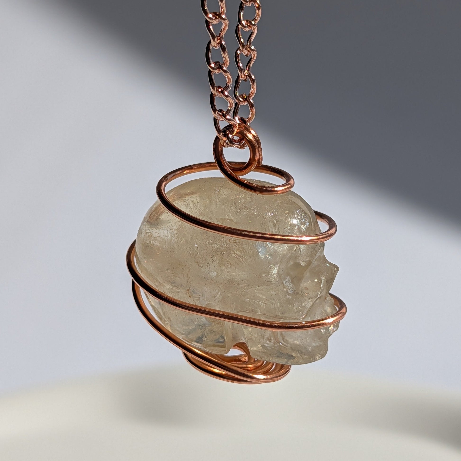 Bergkristall Schädel Halskette | Kupfer | Handarbeit