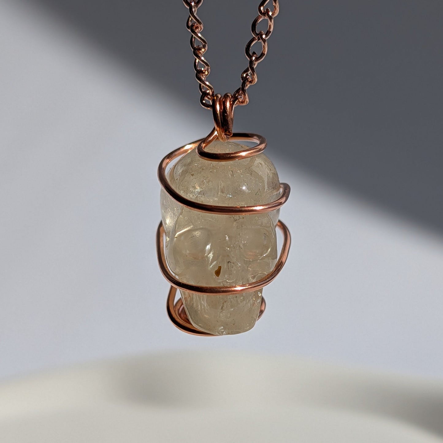 Bergkristall Schädel Halskette | Kupfer | Handarbeit