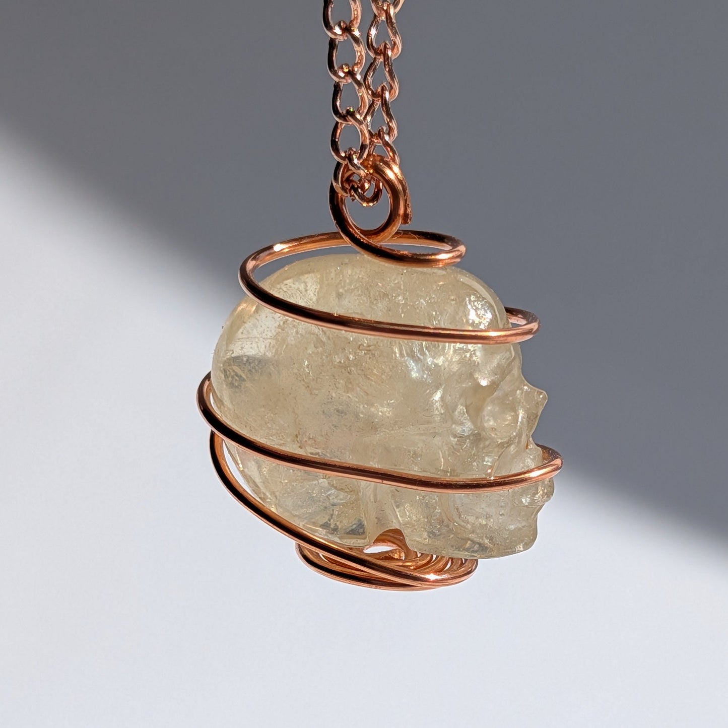 Bergkristall Schädel Halskette | Kupfer | Handarbeit