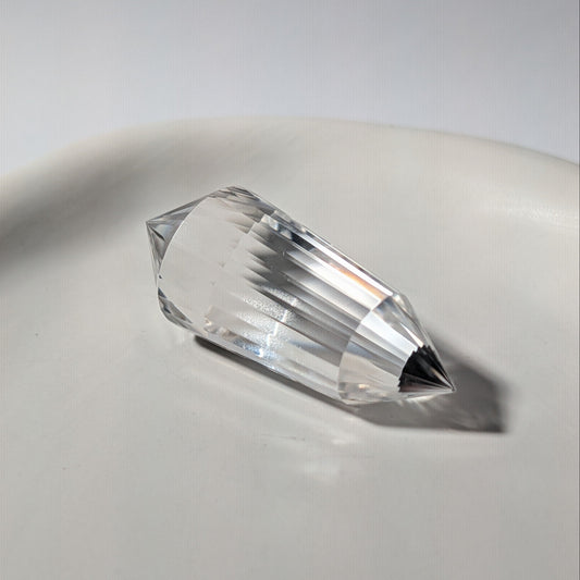 Bergkristall Vogel Kristall 24 Facetten Doppelender Energiearbeit