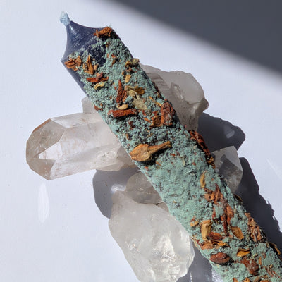 Blaue Ritualkerze