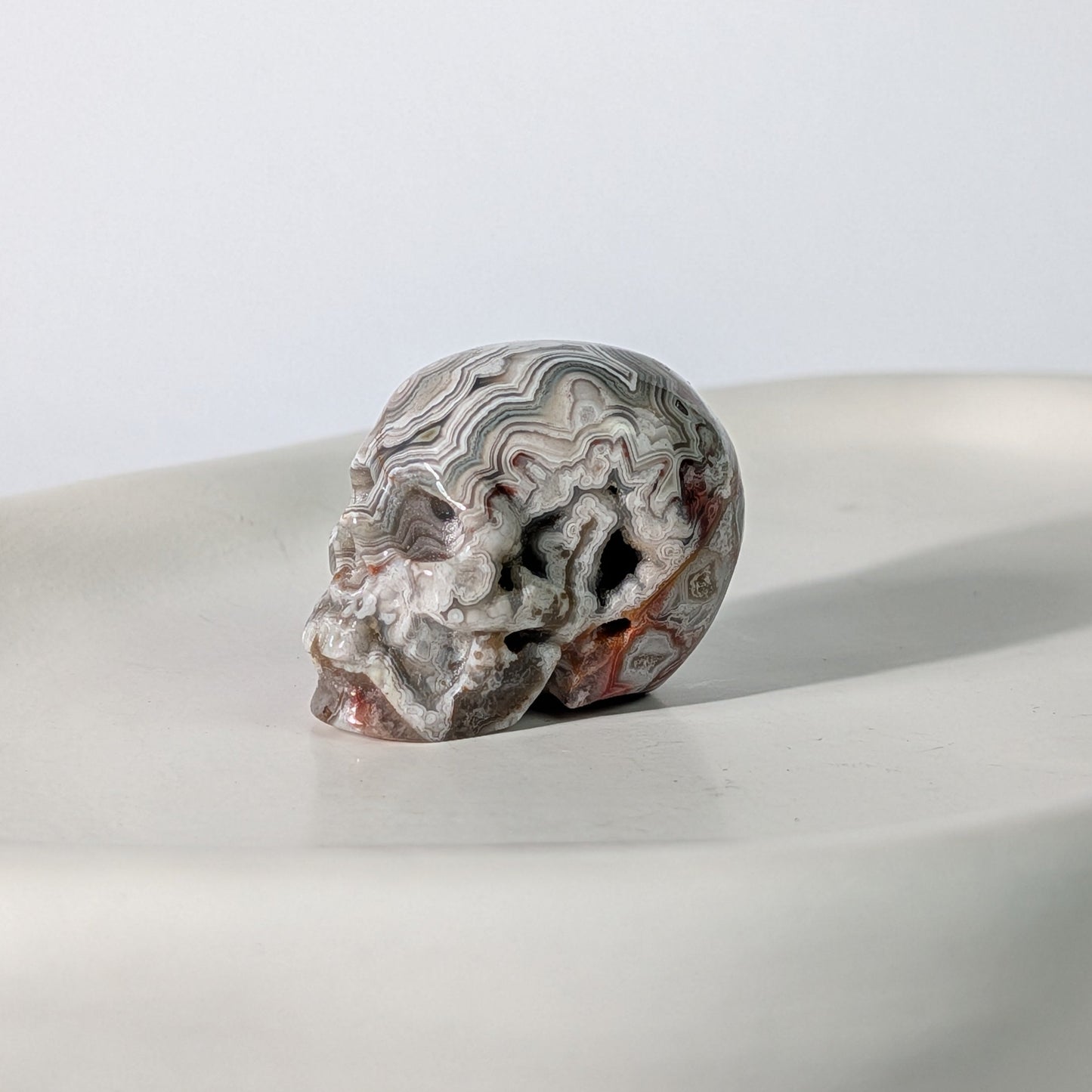 Bunter Kristallschädel Valdis Crazy Lace Achat 47g