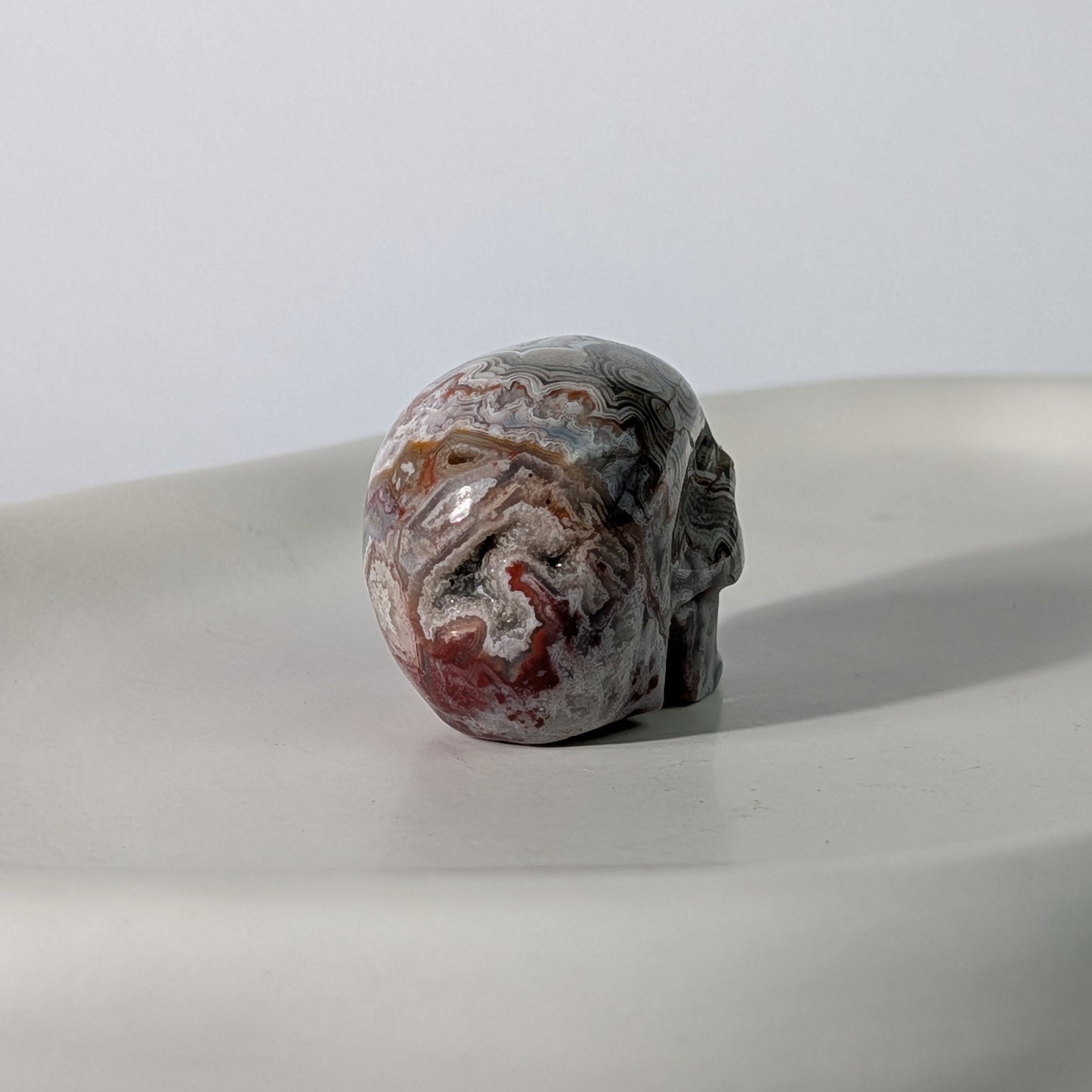 Bunter Kristallschädel Valdis Crazy Lace Achat 47g