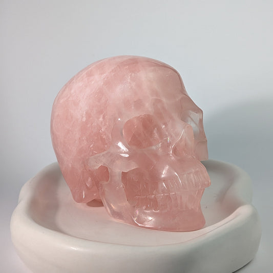 Großer rosa Kristallschädel Sophia Rosenquarz 1240g