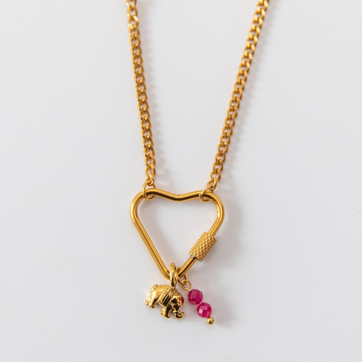Detailaufnahme des Lotus-Anhängers der Soul Charms Kette