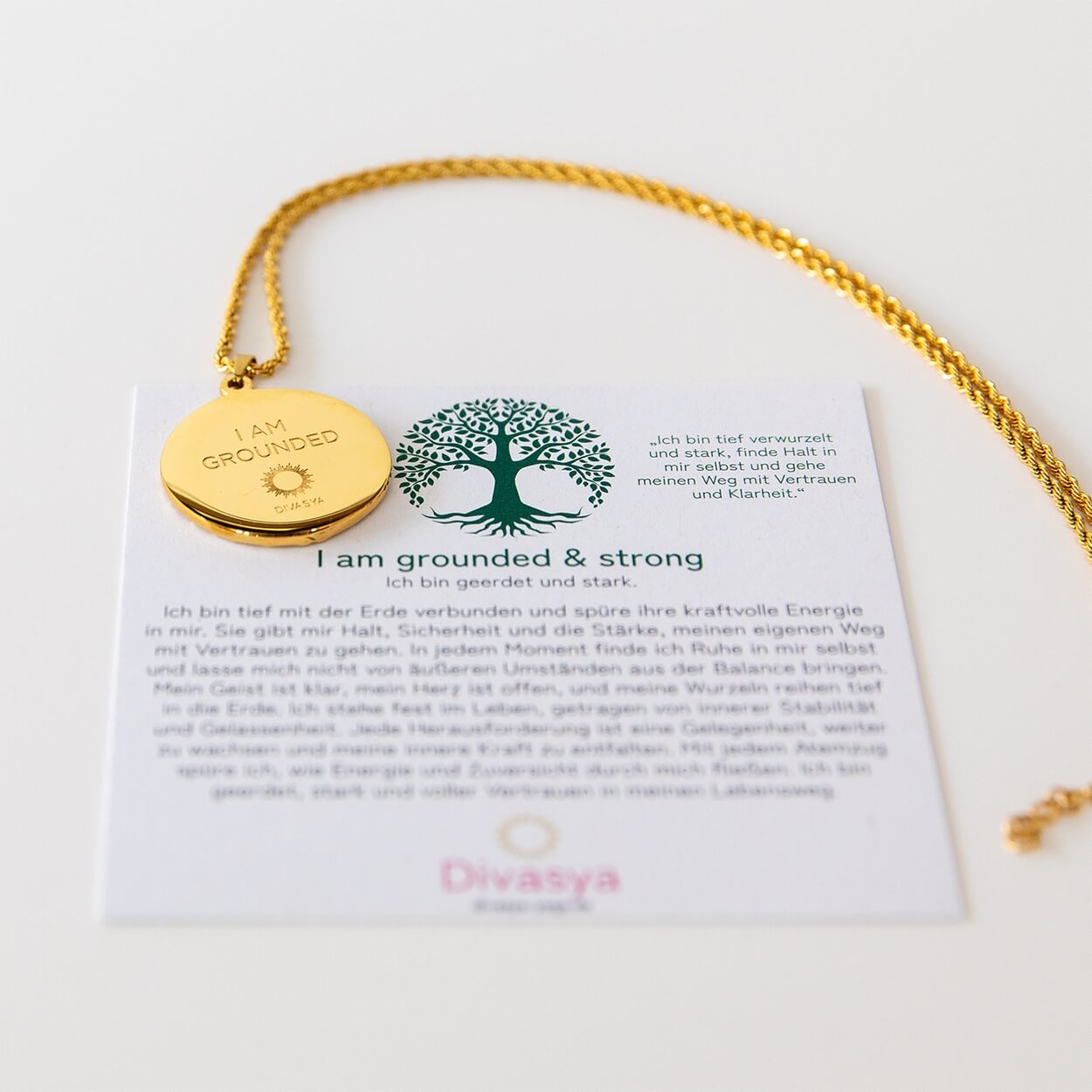 Produktansicht der Mandala-Kette „I am grounded“