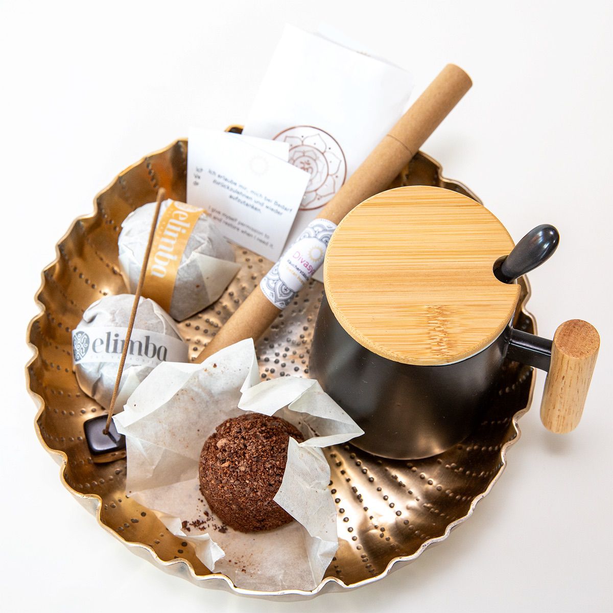 Kakao-Ritual-Kugeln in drei Geschmacksrichtungen