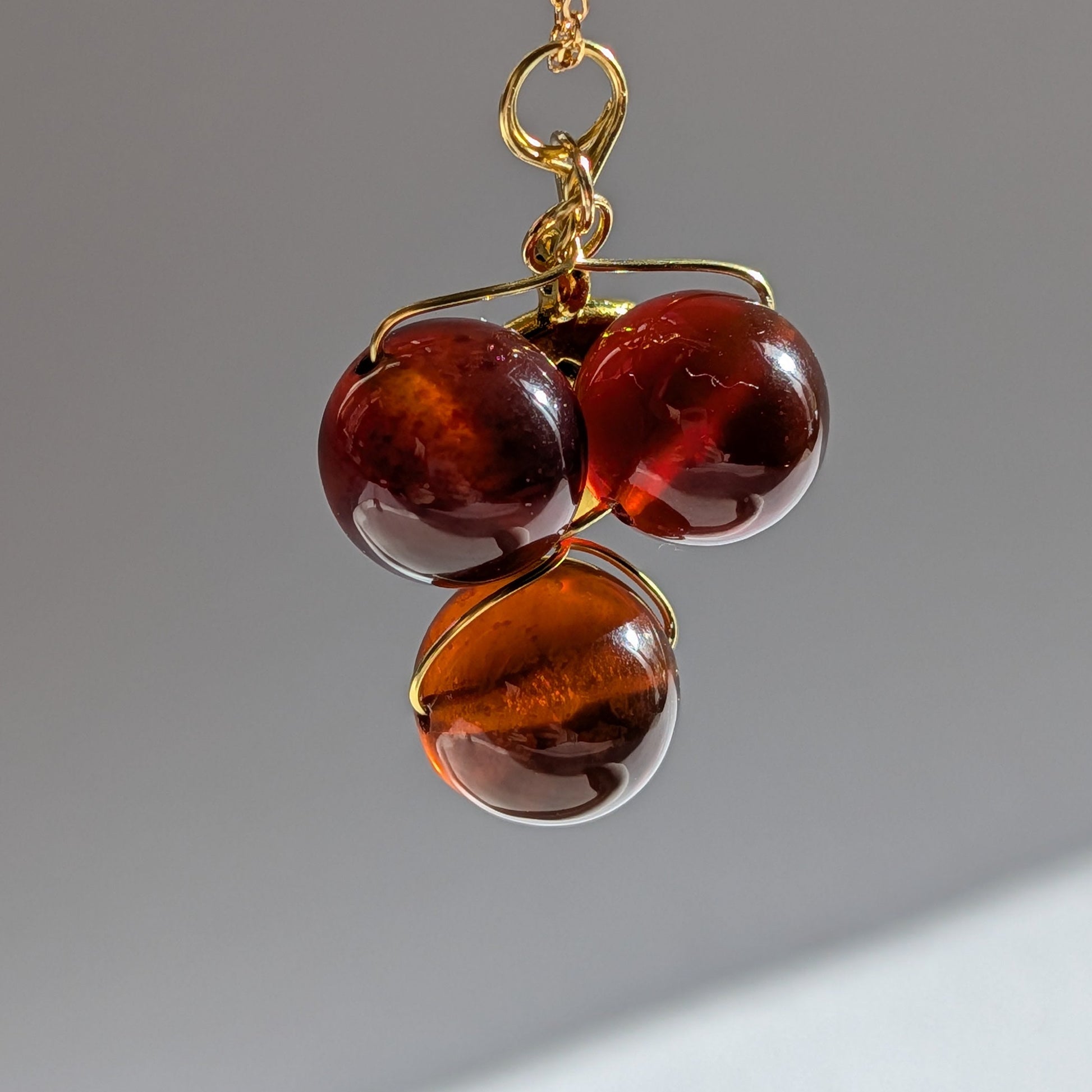 Karibische Bernstein Halskette mit spirituellem Anhänger