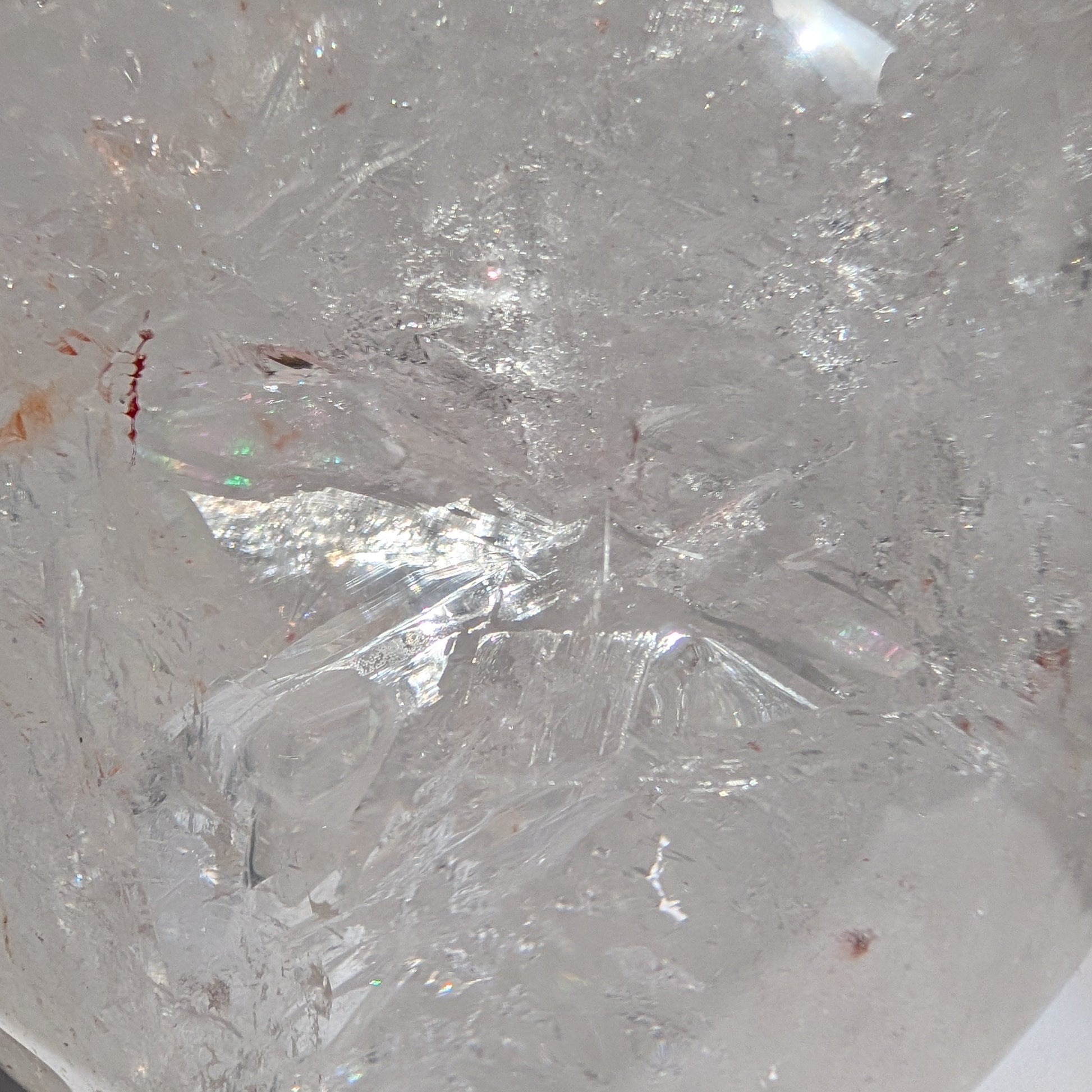 Massiver, singender Kristallschädel aus Himalaya Bergkristall mit beweglichem Unterkiefer und magischem Siegel, 7,39kg für okkulte Praxis - Temple of Desire