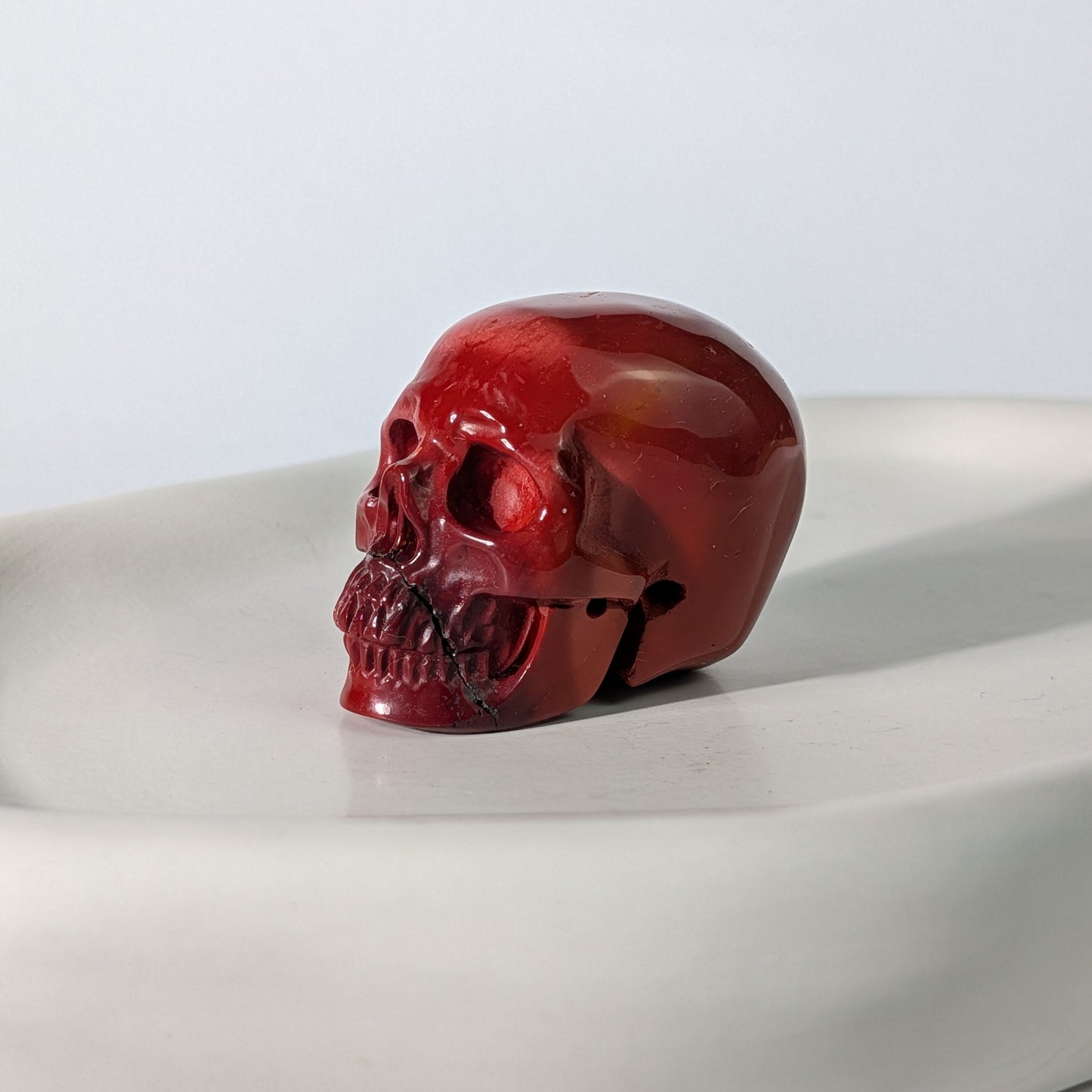 Roter Kristallschädel Ralph Jaspis 88g