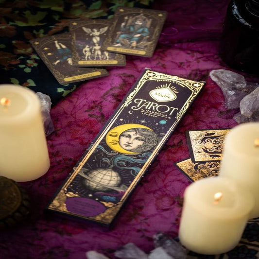 Sagrada Madre Tarot de Marsella Nag Champa Räucherstäbchen Verpackung mit Mond Illustration