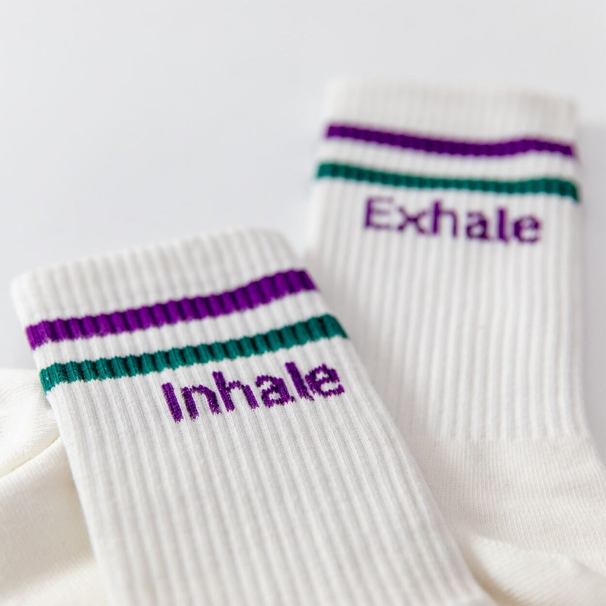 Yoga-Socken Inhale Exhale Purple & Namasté | Bio-Baumwolle, 3 Farbvarianten