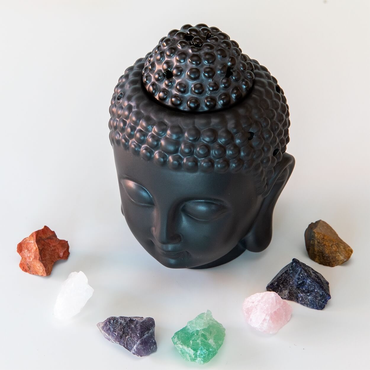 Buddha-Duftlampe mit Räucherwerk als Meditationszubehör