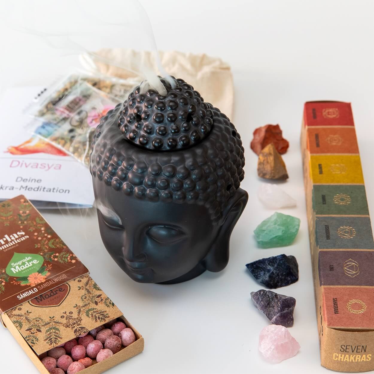 Chakra-Meditation-Geschenkset von Divasya-Yoga mit Buddha-Duftlampe