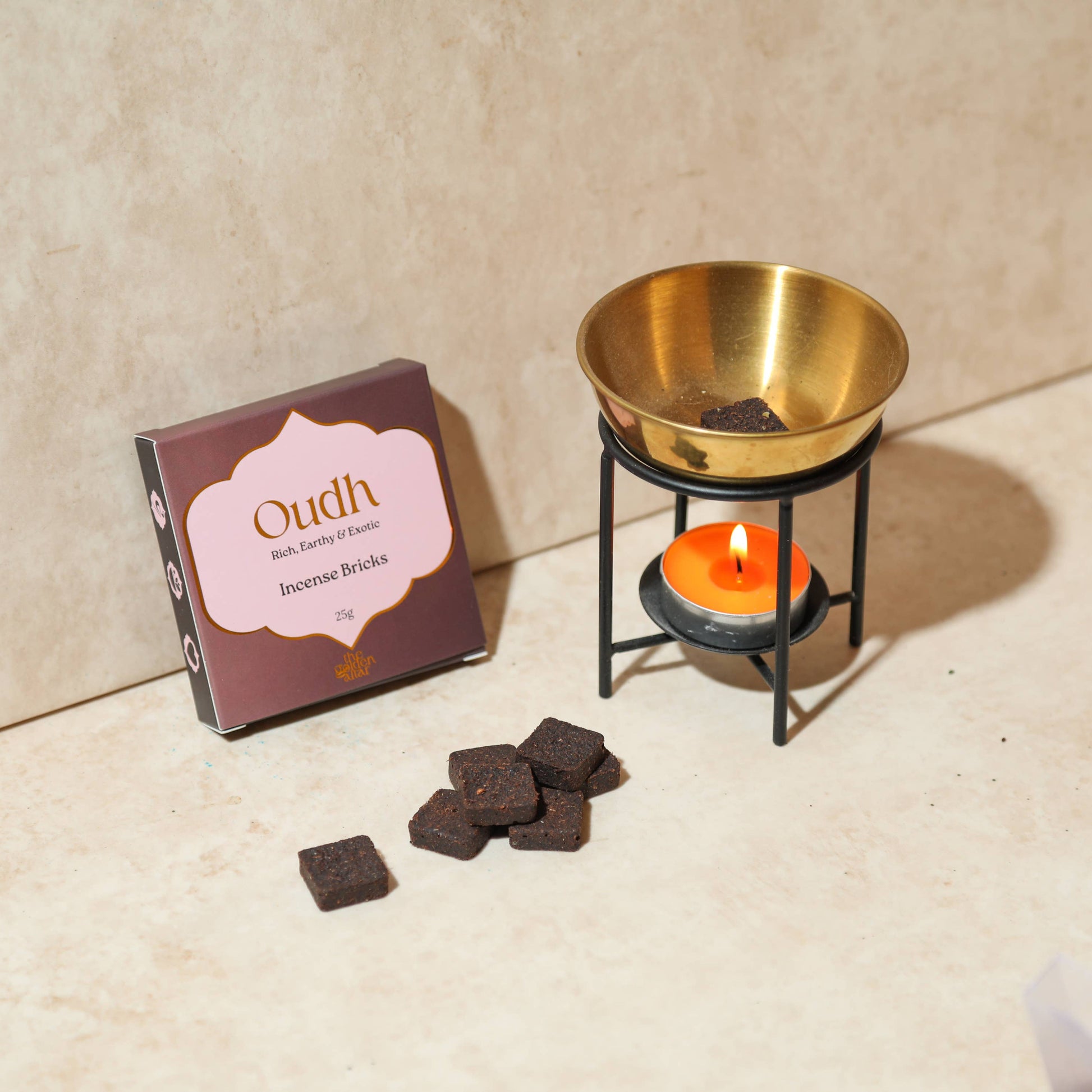 The Golden Altar Oudh Weihrauchziegel Verpackung rauchlos Aromatherapie 9 Stück