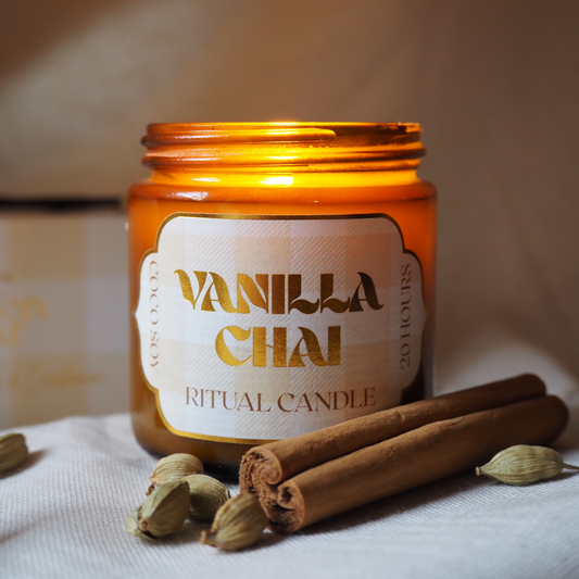 The Golden Altar Vanilla Chai Ritualkerze im Braunglas Kokos Soja Wachs Temple of Desire